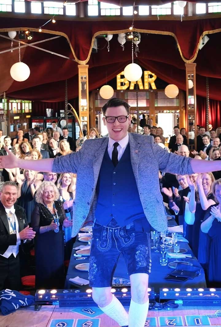 josef-emil blokwurst, buutreedner brandon smeets on Stage Magic