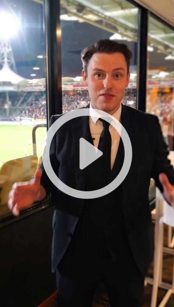 brandon smeets roda jc Corporate Entertainment business event with walkaround Table Magic