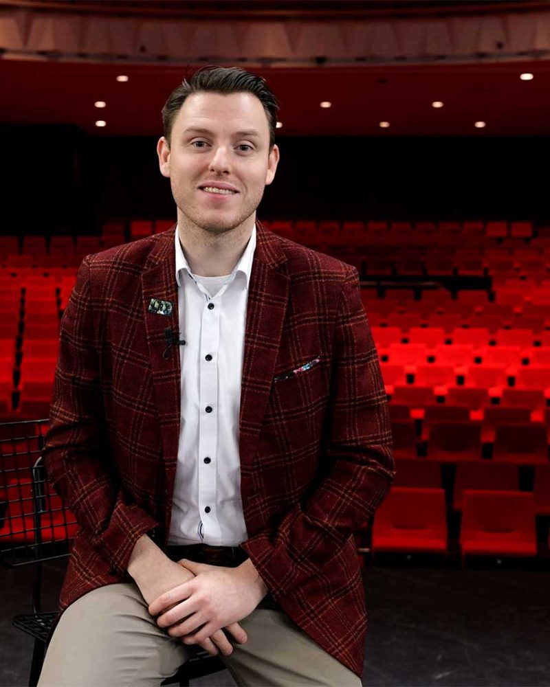 magic entertainer brandon smeets from geleen limburg netherlands