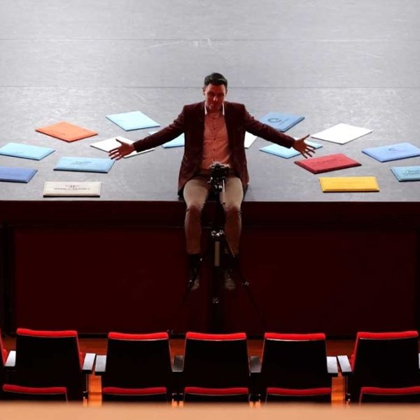 custom magic for your brand by brandon smeets magic entertainment